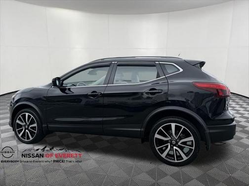 2017 Nissan Rogue Sport SL