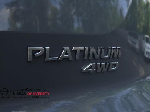 2025 Nissan Pathfinder Platinum 4WD