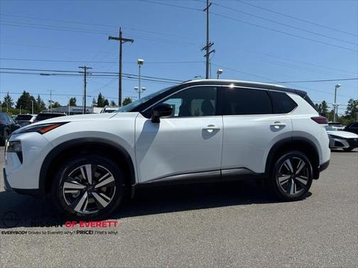 2025 Nissan Rogue SL