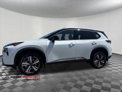 2025 Nissan Rogue SL