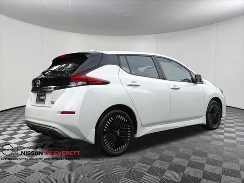 2025 Nissan Leaf SV PLUS