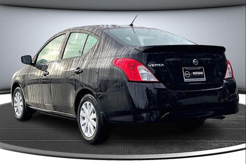 2016 Nissan Versa 1.6 S+