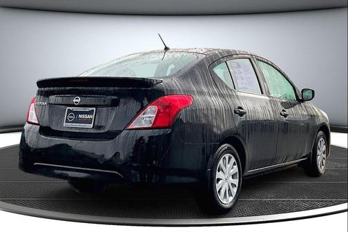 2016 Nissan Versa 1.6 S+