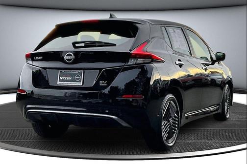 2024 Nissan Leaf SV PLUS