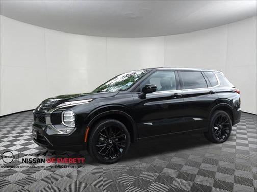 2023 Mitsubishi Outlander SE Black Edition S-AWC