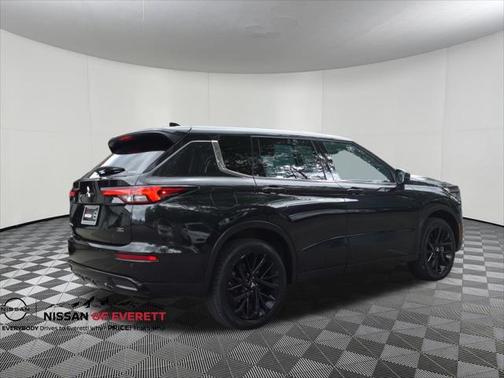 2023 Mitsubishi Outlander SE Black Edition S-AWC