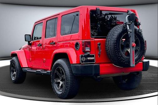 Firecracker Red Clearcoat 2017 Jeep Wrangler Unlimited Sahara