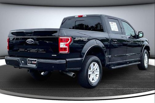 Agate Black 2019 Ford F-150 XLT