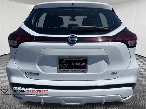 2021 Nissan Kicks SV