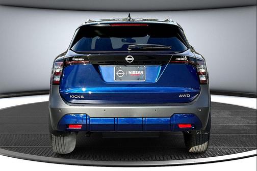 Deep Blue Pearl 2026 Nissan Kicks SV
