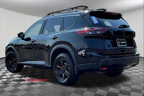 2025 Nissan Rogue Rock Creek