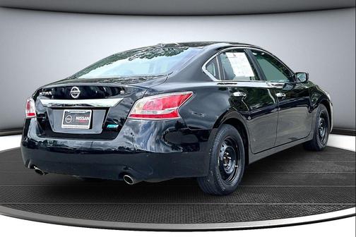 Super Black 2014 Nissan Altima 2.5 S