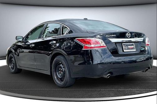 Super Black 2014 Nissan Altima 2.5 S