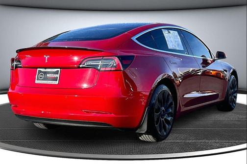 2018 Tesla Model 3 Mid Range