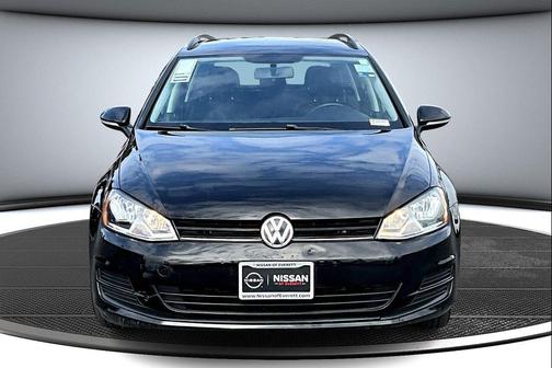2015 Volkswagen Golf SportWagen TDI S 4-Door