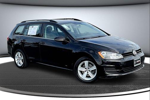 2015 Volkswagen Golf SportWagen TDI S 4-Door