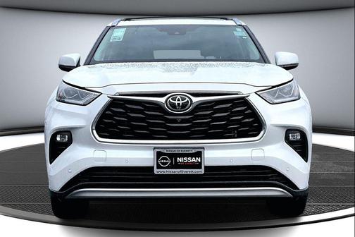 2022 Toyota Highlander Platinum