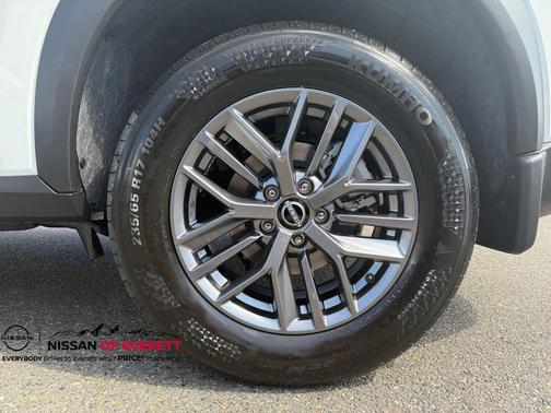 2025 Nissan Rogue S