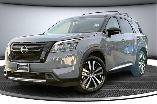 2025 Nissan Pathfinder Platinum 4WD