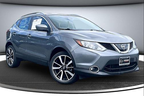 Gun Metallic 2018 Nissan Rogue Sport SL