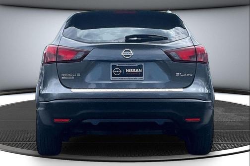 Gun Metallic 2018 Nissan Rogue Sport SL