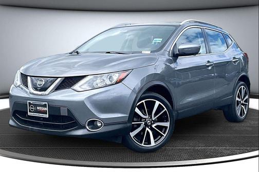 Gun Metallic 2018 Nissan Rogue Sport SL