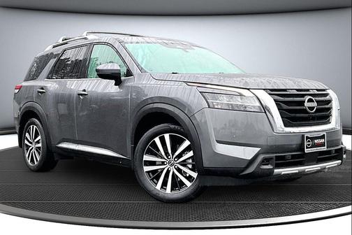 Gun Metallic 2023 Nissan Pathfinder Platinum 4WD