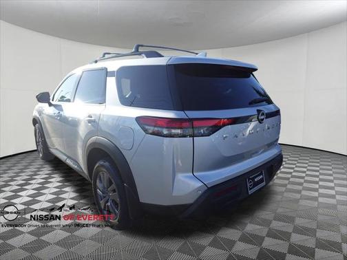 2025 Nissan Pathfinder SV 4WD