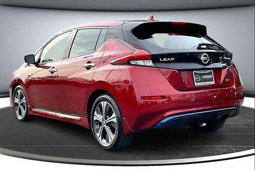 2022 Nissan Leaf SV 40 kWh