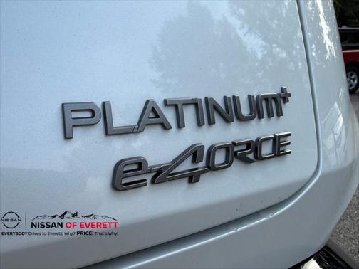 2025 Nissan ARIYA PLATINUM+