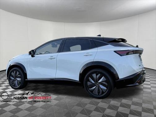 2025 Nissan ARIYA PLATINUM+