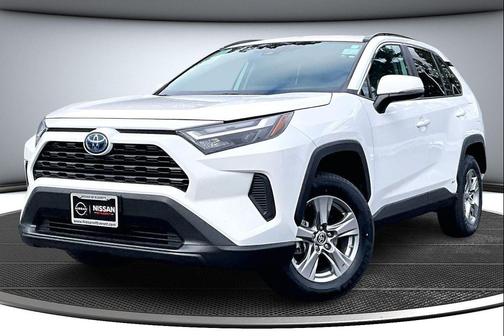 2024 Toyota RAV4 Hybrid LE