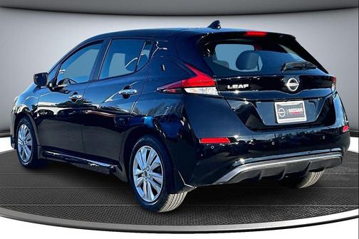 2024 Nissan Leaf S