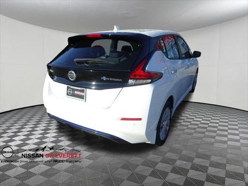2022 Nissan Leaf S 40 kWh