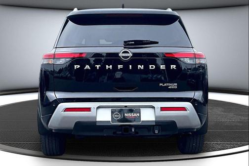 Super Black 2025 Nissan Pathfinder Platinum 4WD
