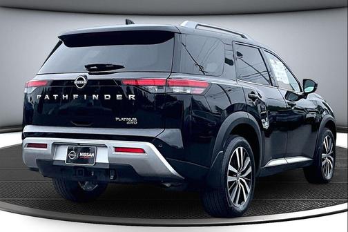 Super Black 2025 Nissan Pathfinder Platinum 4WD
