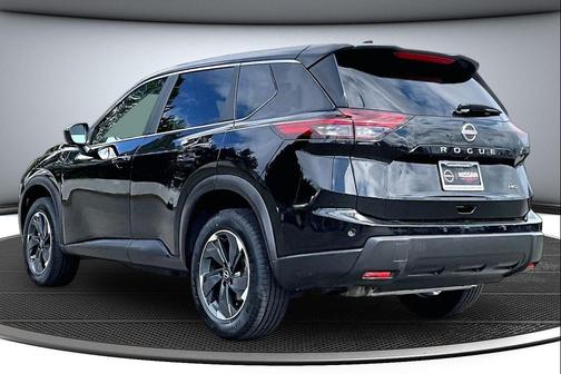 Super Black 2025 Nissan Rogue SV