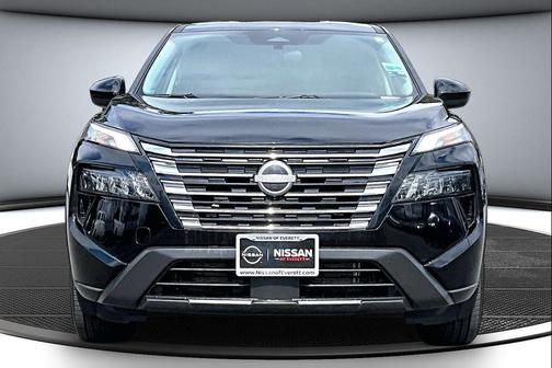 Super Black 2025 Nissan Rogue SV