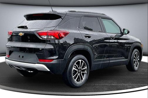 Mosaic Black Metallic 2025 Chevrolet Trailblazer LT