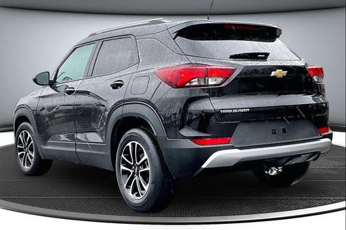 Mosaic Black Metallic 2025 Chevrolet Trailblazer LT
