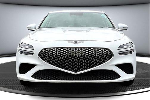 2022 Genesis G70 2.0T RWD
