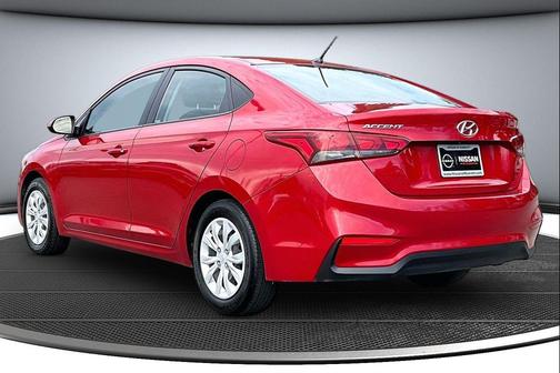 Pomegranate Red Metallic 2019 Hyundai Accent SE