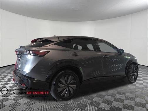2025 Nissan ARIYA EVOLVE+