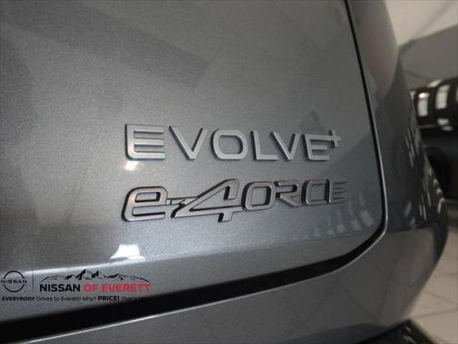 2025 Nissan ARIYA EVOLVE+