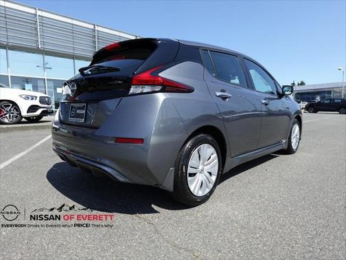 2025 Nissan Leaf S