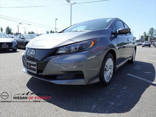 2025 Nissan Leaf S