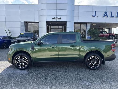 ERUPTION GREEN 2025 Ford Maverick LARIAT