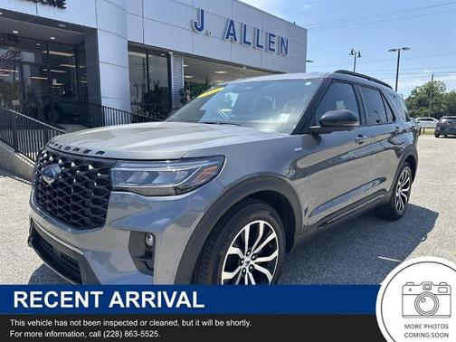 CARBONIZED GRAY METALLIC 2025 Ford Explorer ST-LINE