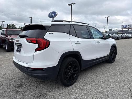 Summit White 2020 GMC Terrain SLE