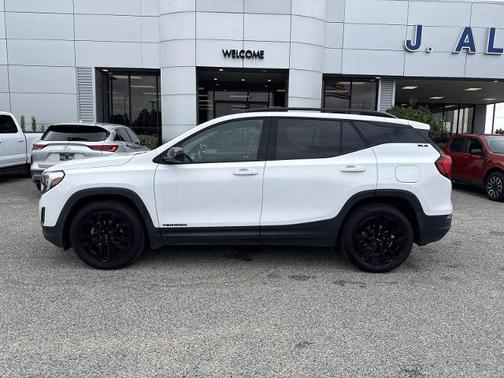 Summit White 2020 GMC Terrain SLE